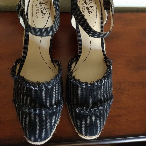 Life Stride-Leena | Black w/White Stripe Wedge-NWT - Picture 4 of 8
